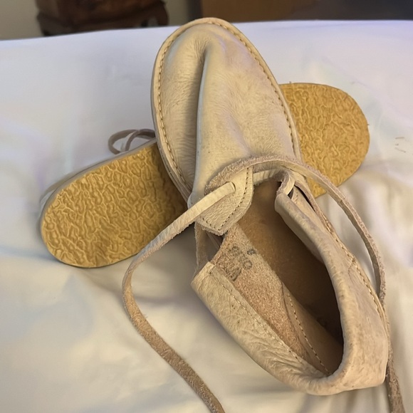 Wild Oats Cream Leather Flats With Ties - Picture 4 of 4